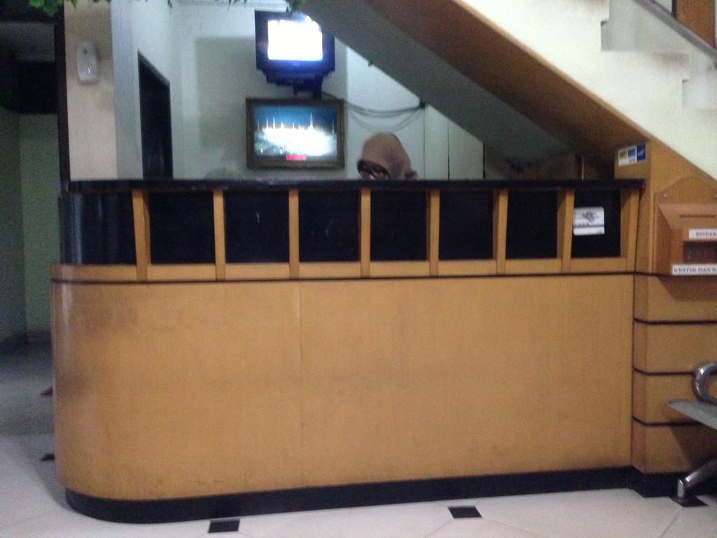 Global Inn Keluarga Sedati ภายนอก รูปภาพ