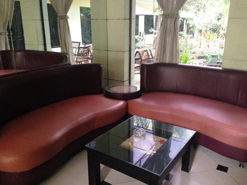 Global Inn Keluarga Sedati ภายนอก รูปภาพ